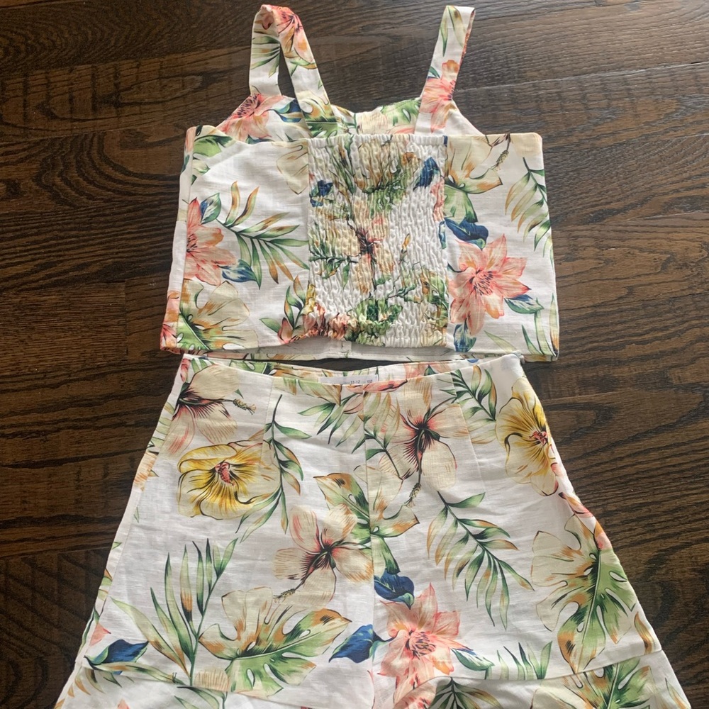 Girls matching set.